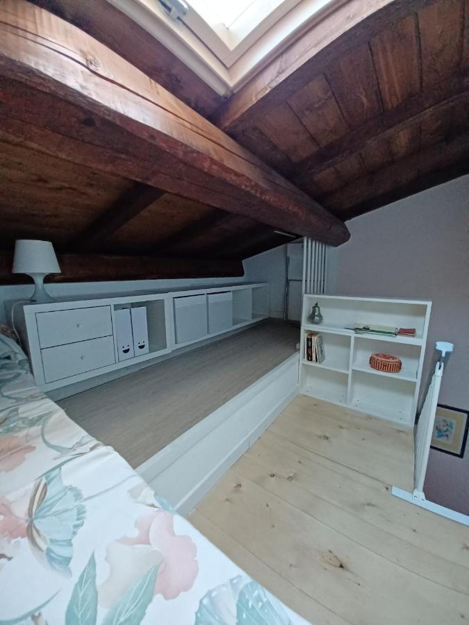 Casa Vacanze L'Acquerello Lari Kültér fotó
