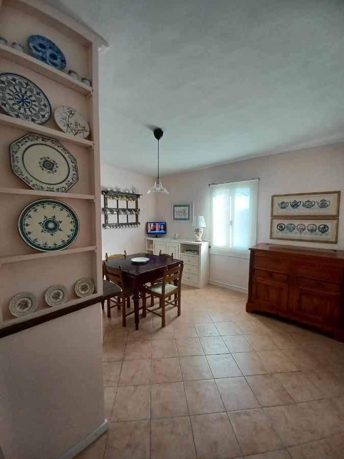 Casa Vacanze L'Acquerello Lari Kültér fotó