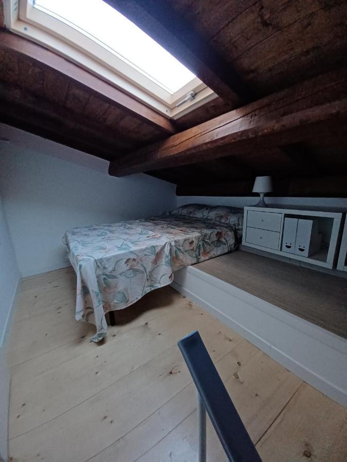 Casa Vacanze L'Acquerello Lari Kültér fotó
