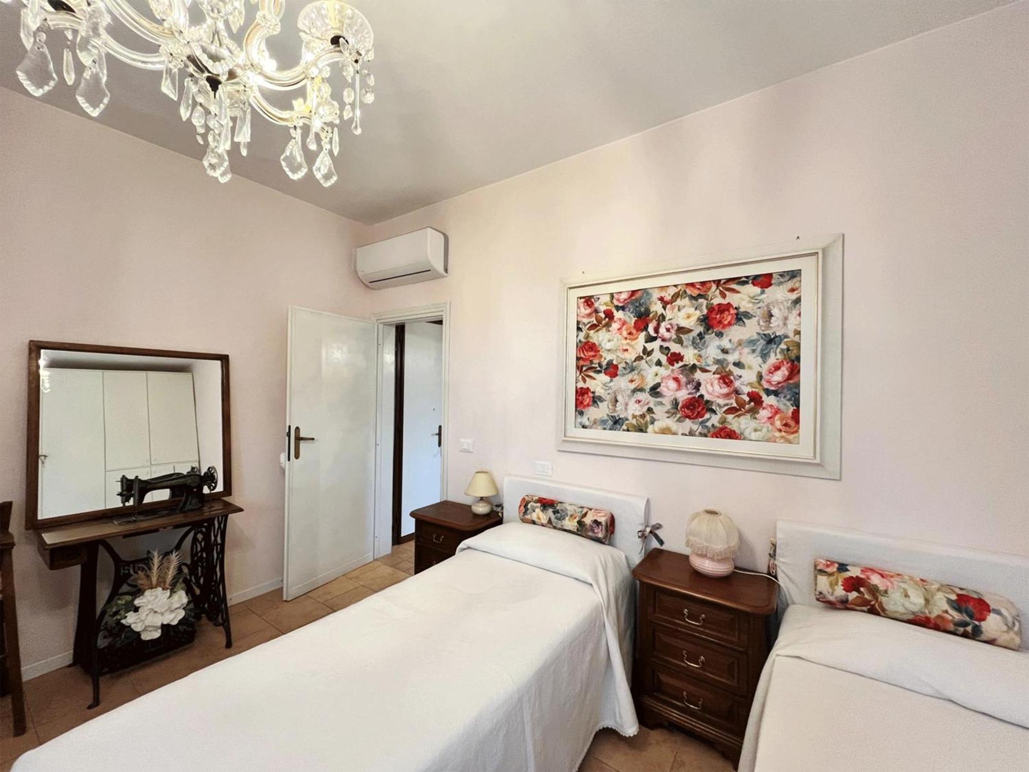 Casa Vacanze L'Acquerello Lari Kültér fotó